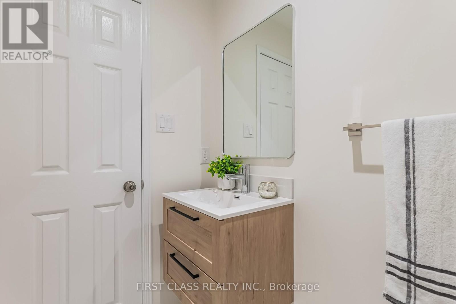53 Manston Crescent, Markham, Ontario  L3R 7A5 - Photo 17 - N12399853