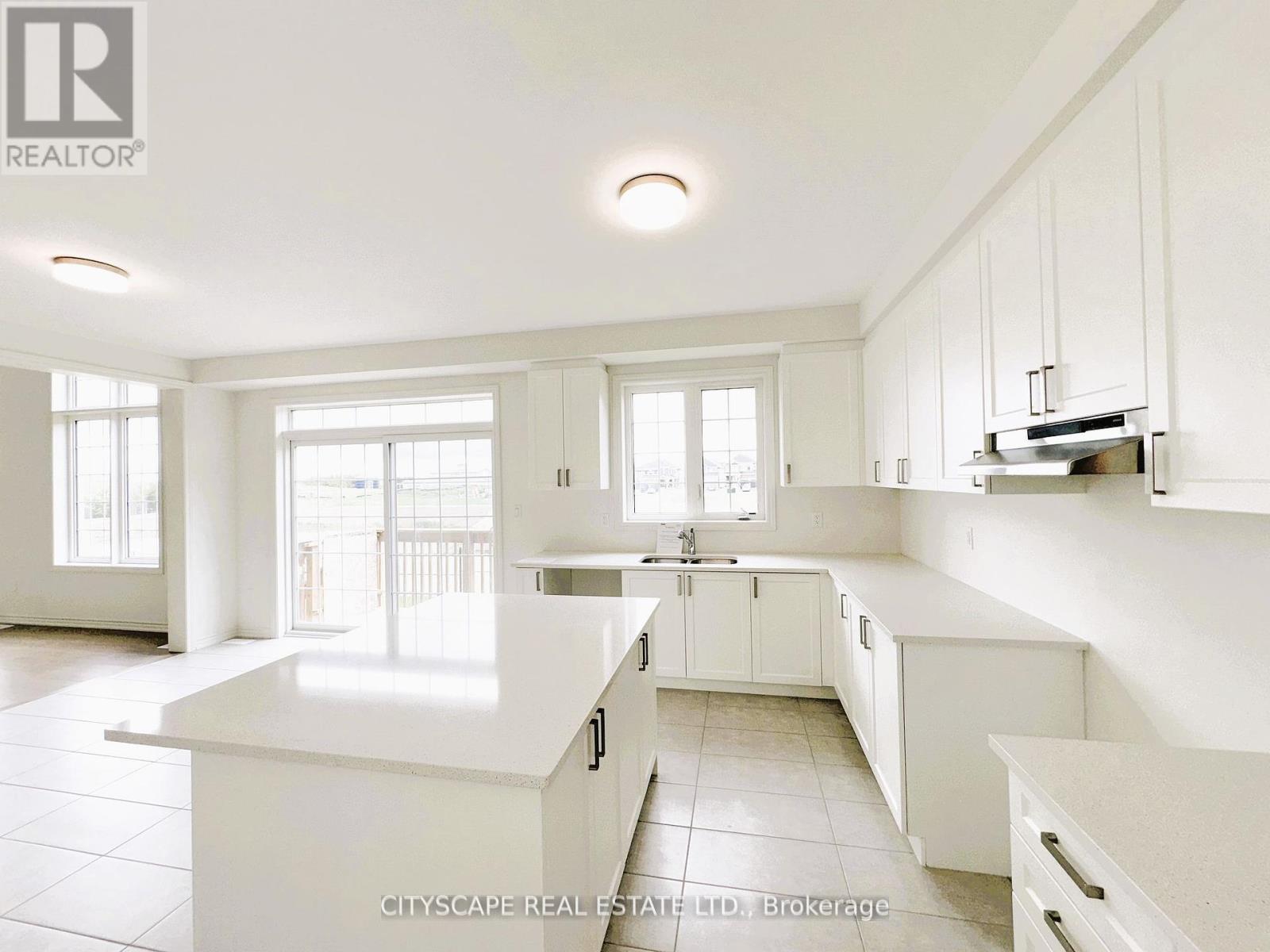 121 Bluebird Boulevard, Adjala-Tosorontio, Ontario  L0G 1W0 - Photo 6 - N12399884