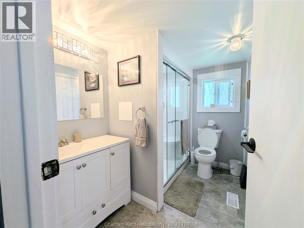 90 Essex Court, Chatham, Ontario  N7L 4G6 - Photo 14 - 25023174
