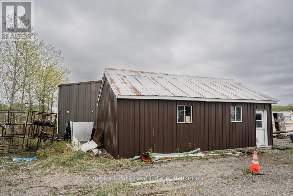 35 Niven Street S, Temiskaming Shores, Ontario  P0J 1R0 - Photo 16 - T12400021