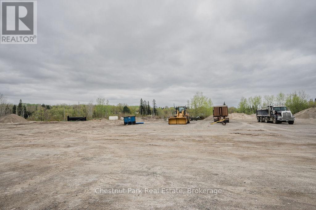 35 Niven Street S, Temiskaming Shores, Ontario  P0J 1R0 - Photo 44 - T12400021
