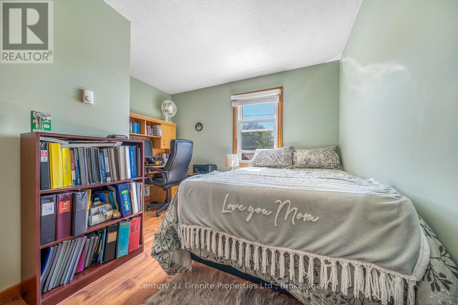 53 Cascade Street, Parry Sound, Ontario  P2A 1J8 - Photo 28 - X12400050