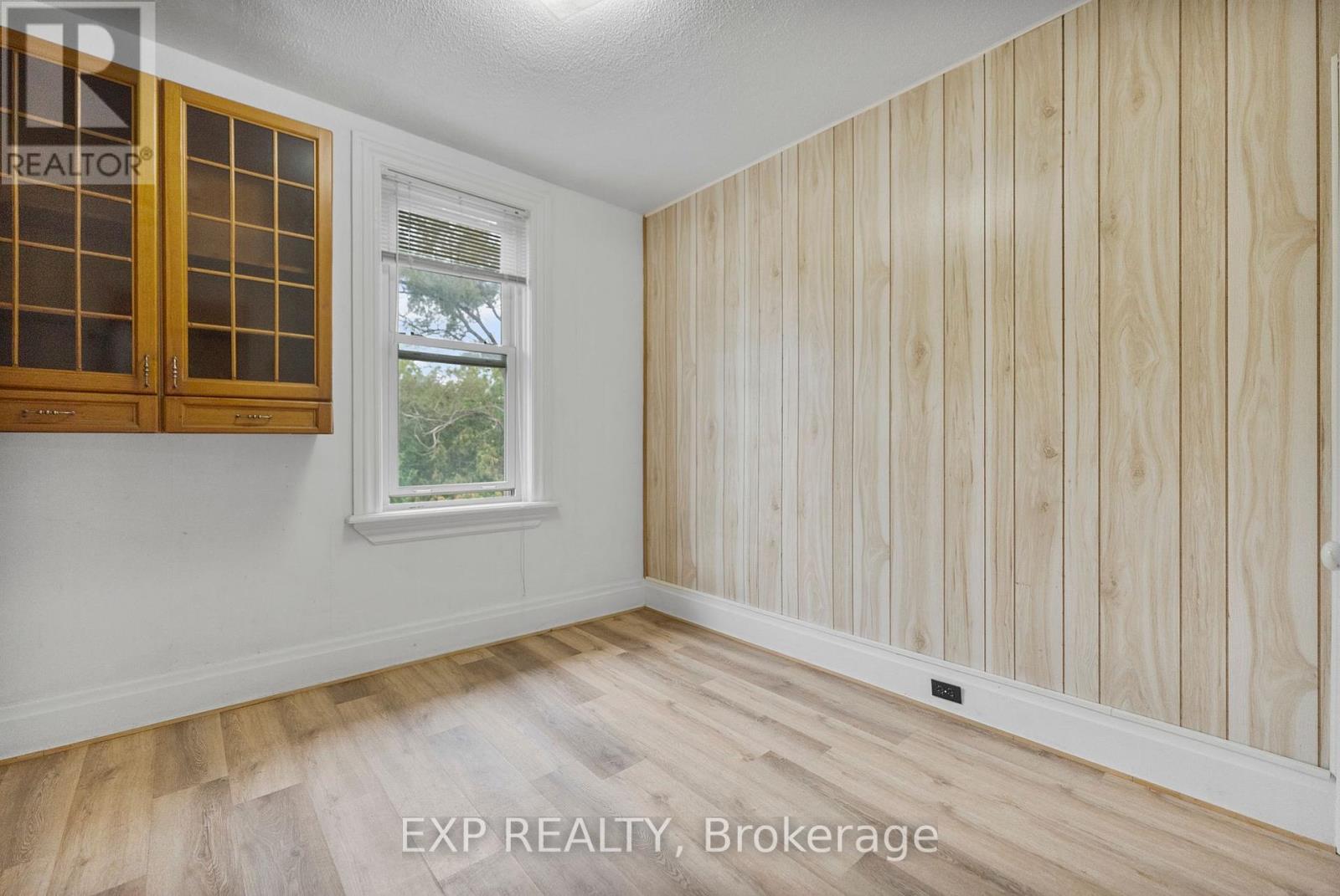 84 Bank Street N, Renfrew, Ontario  K7V 2E2 - Photo 29 - X12400049
