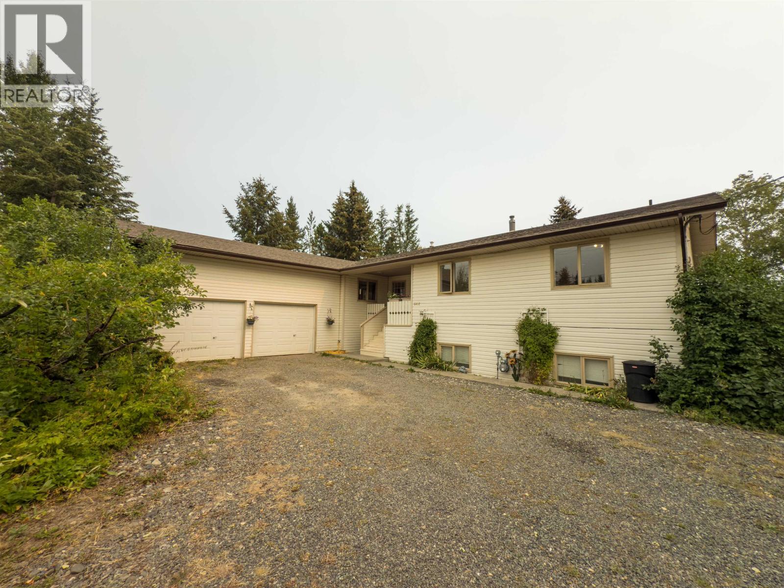 6497 GREY CRESCENT, Horse Lake, British Columbia