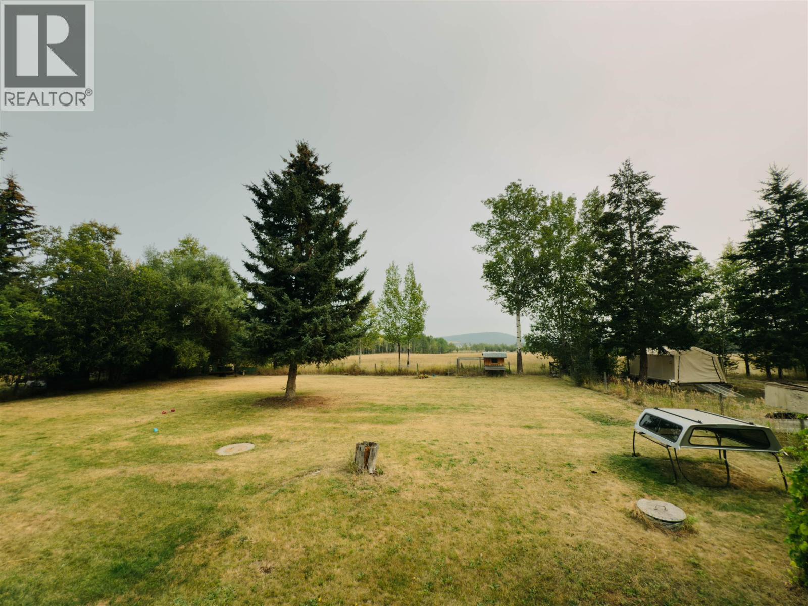 6497 Grey Crescent, Horse Lake, British Columbia  V0K 2E3 - Photo 4 - R3047120