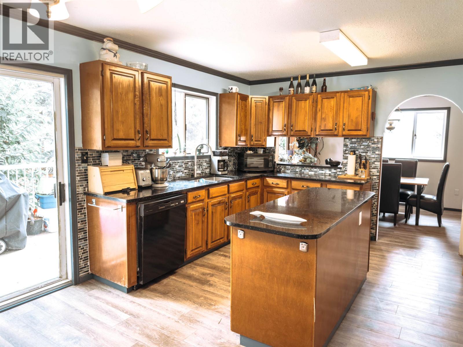 6497 Grey Crescent, Horse Lake, British Columbia  V0K 2E3 - Photo 5 - R3047120
