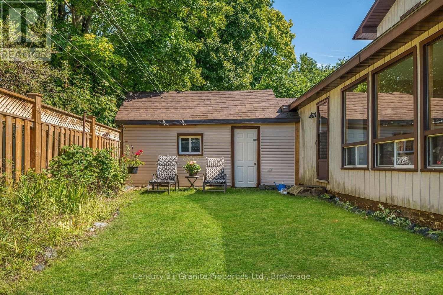 53 Cascade Street, Parry Sound, Ontario  P2A 1J8 - Photo 41 - X12400050