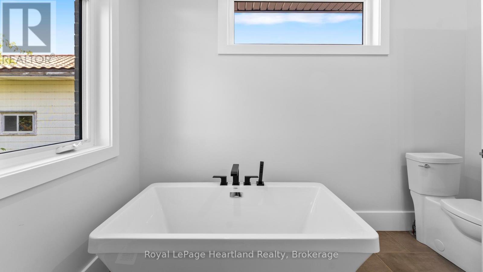 40282 Huron Street, South Huron, Ontario  N0M 1S1 - Photo 28 - X12400089