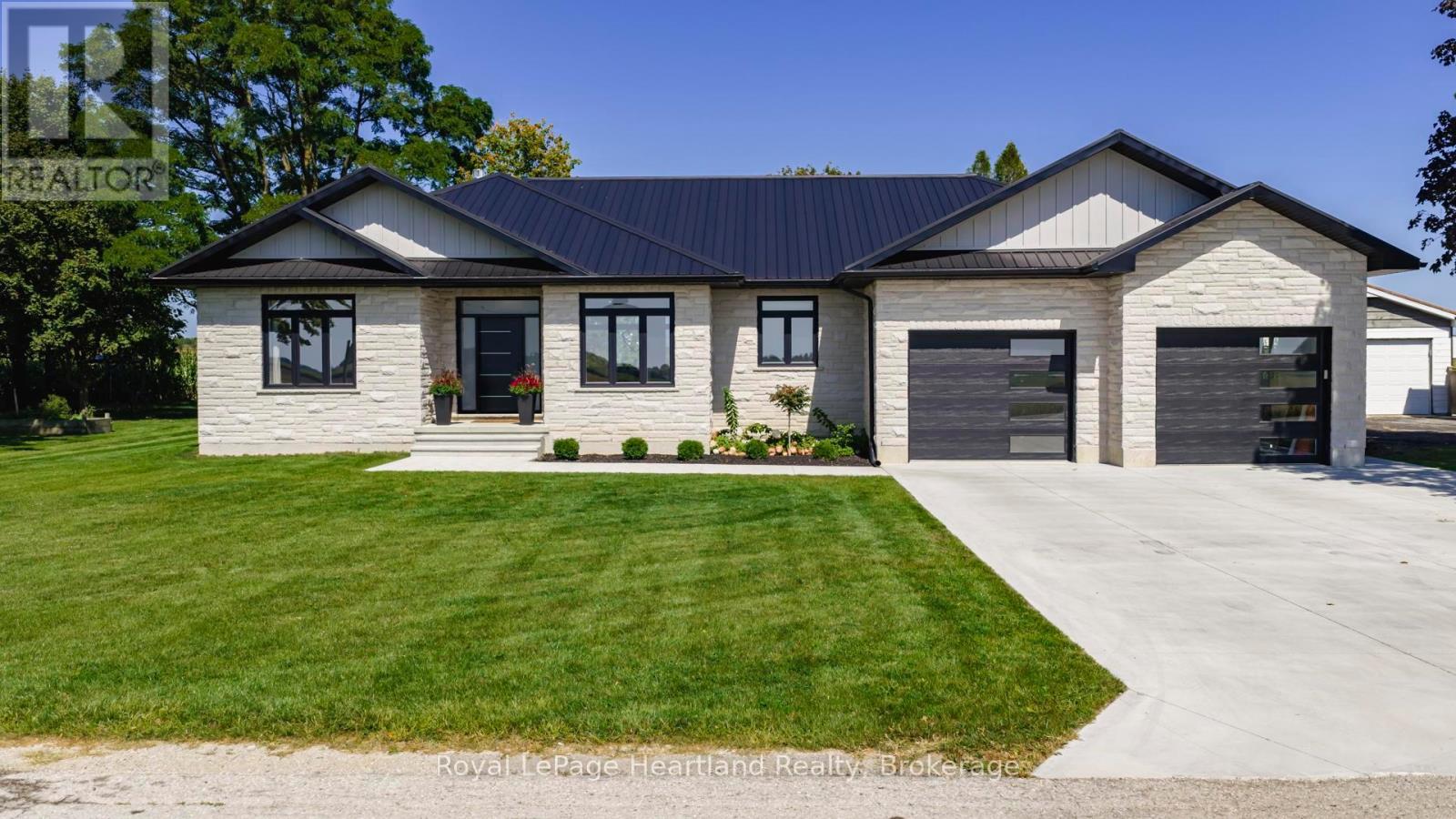 Photo 2 of 50 for 40282 Huron Street