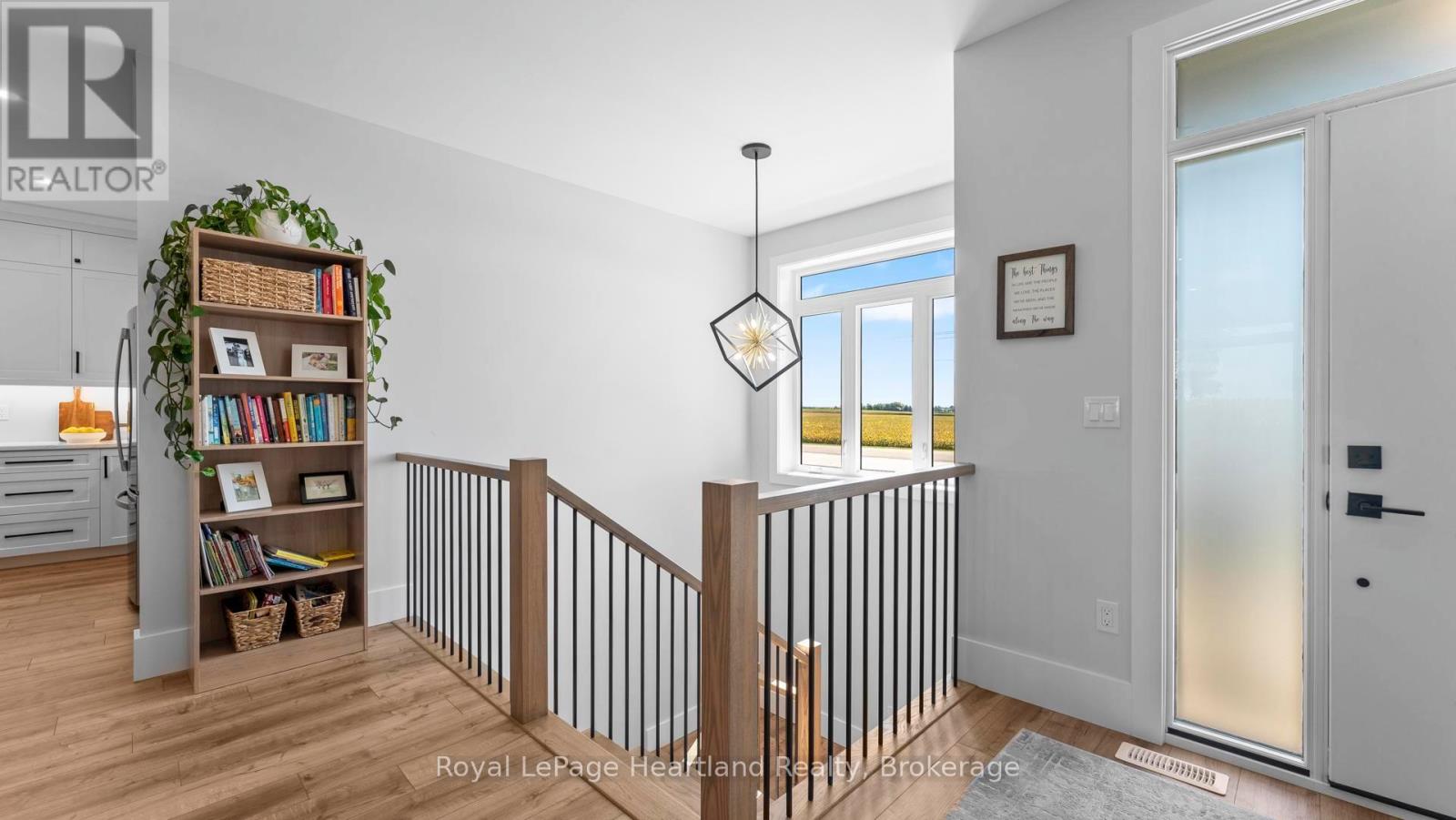 40282 Huron Street, South Huron, Ontario  N0M 1S1 - Photo 39 - X12400089