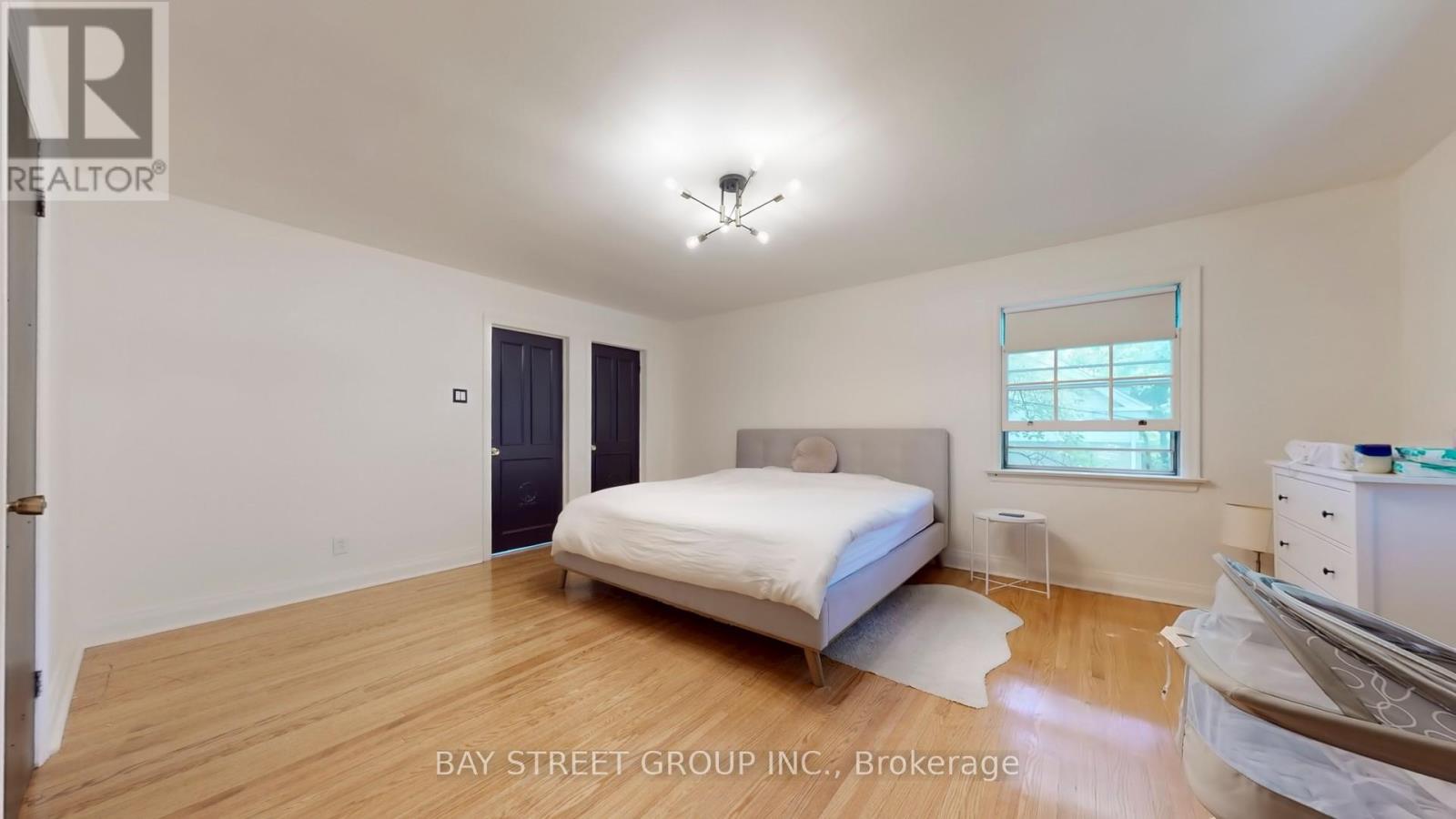 178 Breezy Pines Drive, Mississauga, Ontario  L5B 1B4 - Photo 13 - W12399871