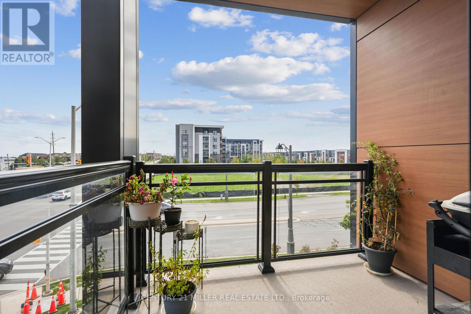 306 - 168 Sabina Drive, Oakville, Ontario  L6H 0W5 - Photo 16 - W12399875
