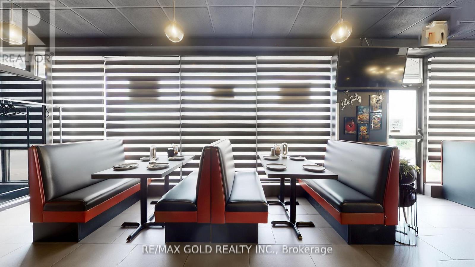4,5 - 980 Pacific Gate, Mississauga, Ontario  L5T 1Y1 - Photo 23 - W12399896