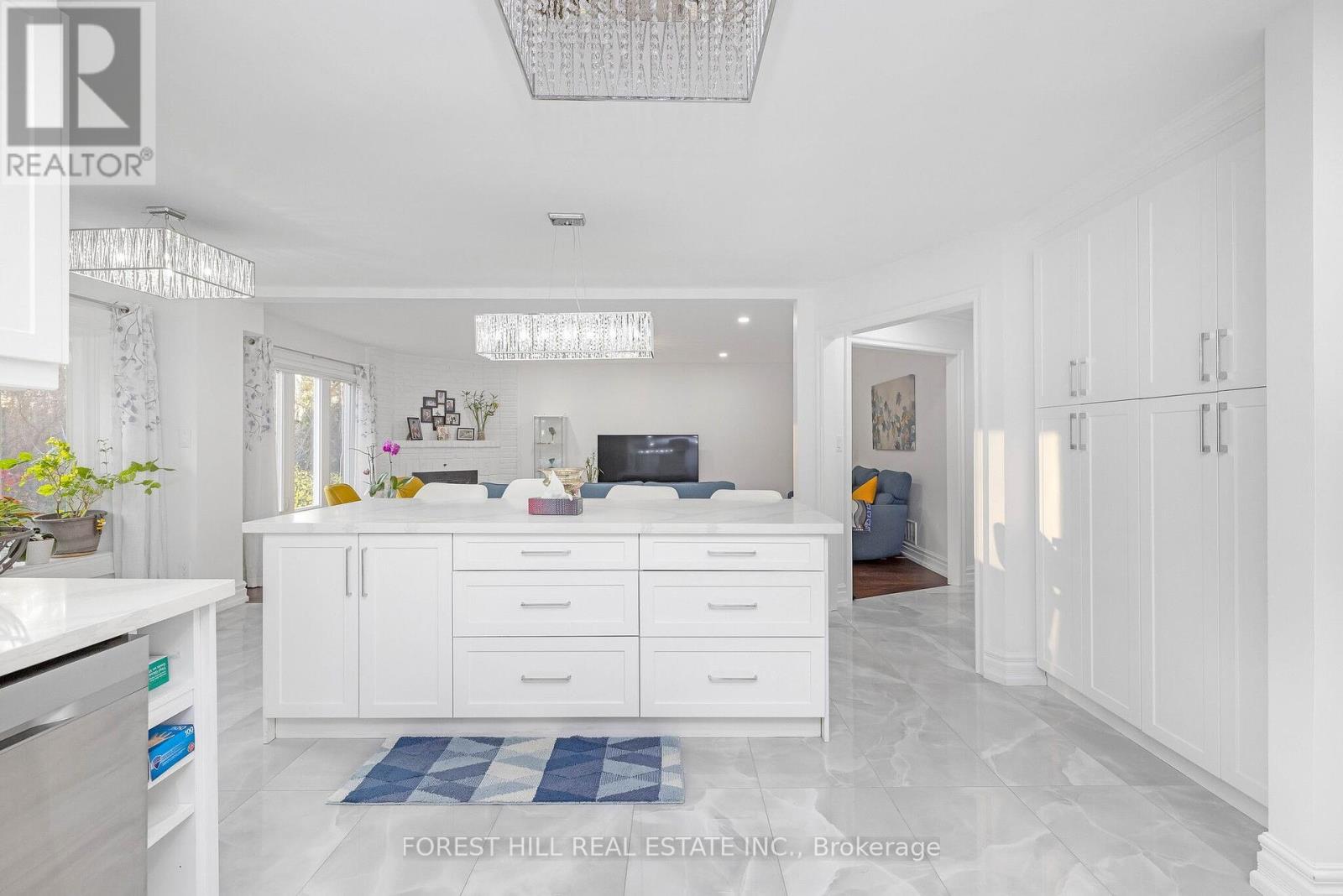 4640 Beaufort Terrace, Mississauga (Central Erin Mills), Ontario  L5M 3H9 - Photo 10 - W12399903