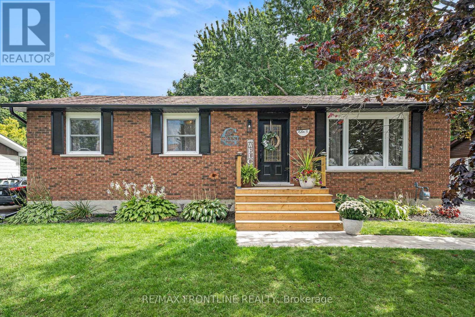 10 MATHER STREET, Perth, Ontario