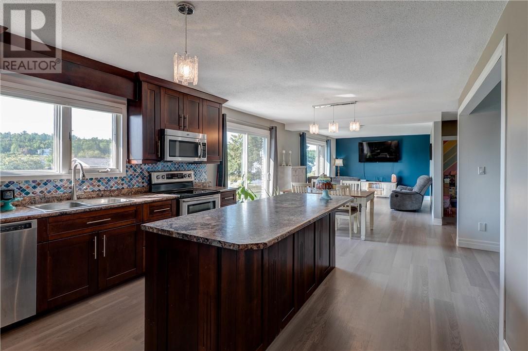 18 St Jean, Hagar, Ontario P0M 1X0 - Photo 5 - 2124634