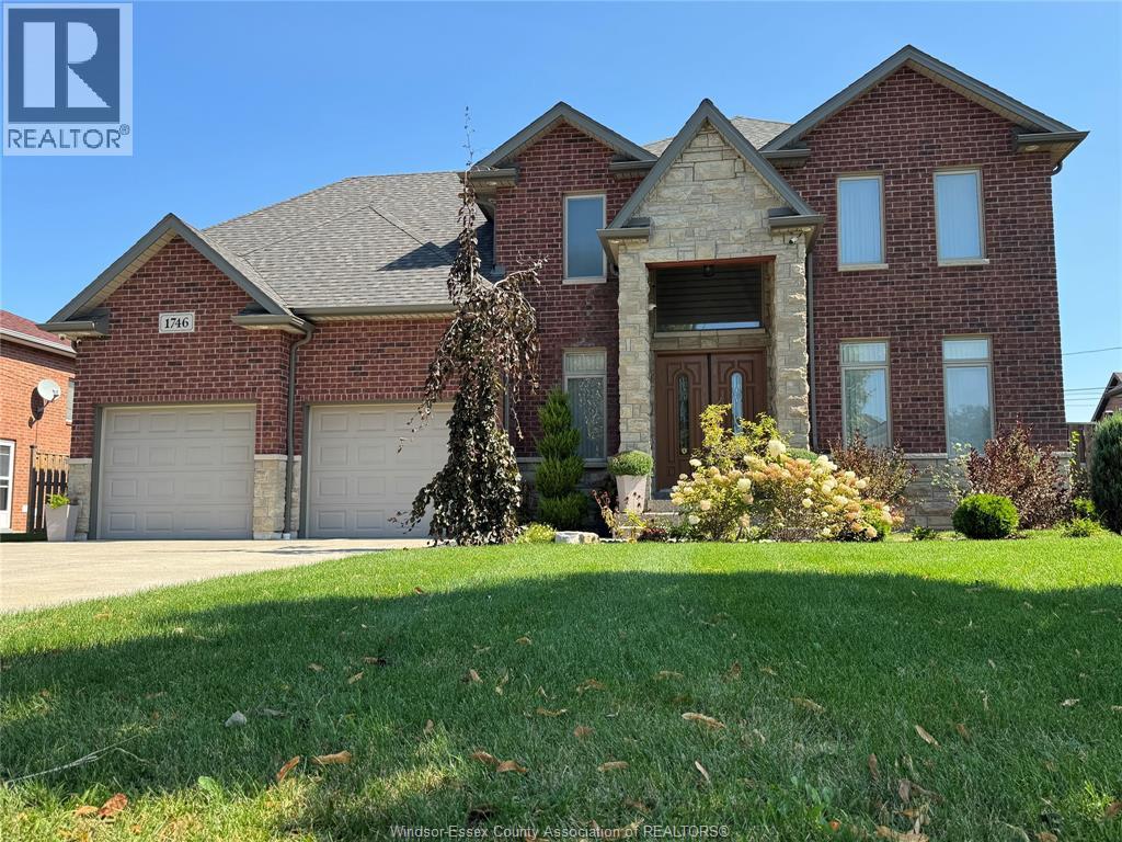 1746 Rankin, Windsor, Ontario  N9B 3W3 - Photo 3 - 25023251