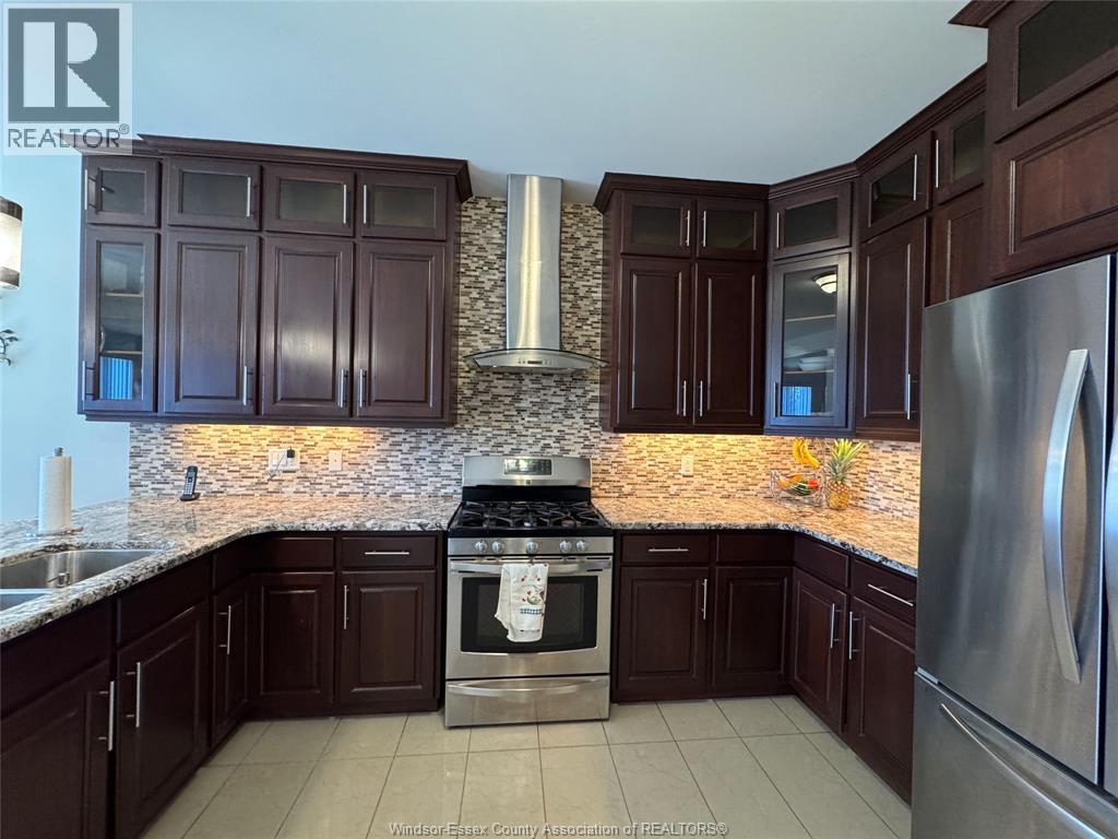 1746 Rankin, Windsor, Ontario  N9B 3W3 - Photo 8 - 25023251