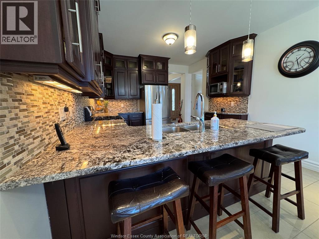 1746 Rankin, Windsor, Ontario  N9B 3W3 - Photo 9 - 25023251