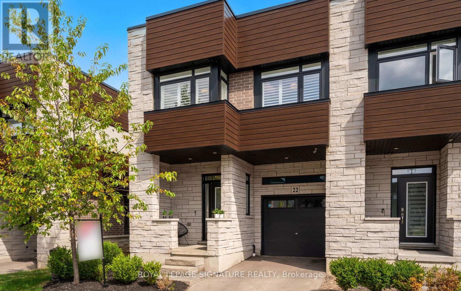 22 - 35 Midhurst Heights, Hamilton, Ontario  L8J 0K9 - Photo 2 - X12399889