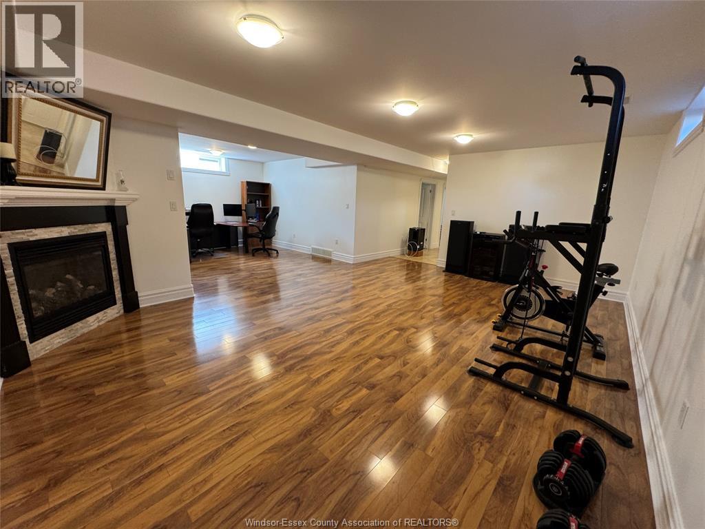 1746 Rankin, Windsor, Ontario  N9B 3W3 - Photo 30 - 25023251