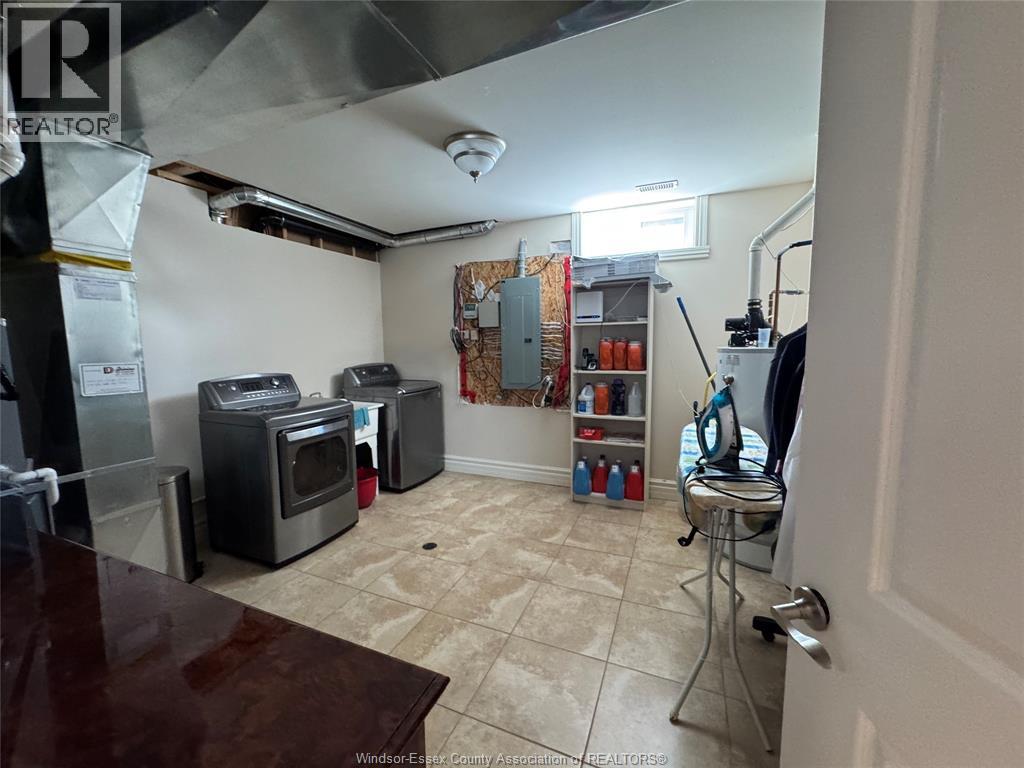 1746 Rankin, Windsor, Ontario  N9B 3W3 - Photo 35 - 25023251