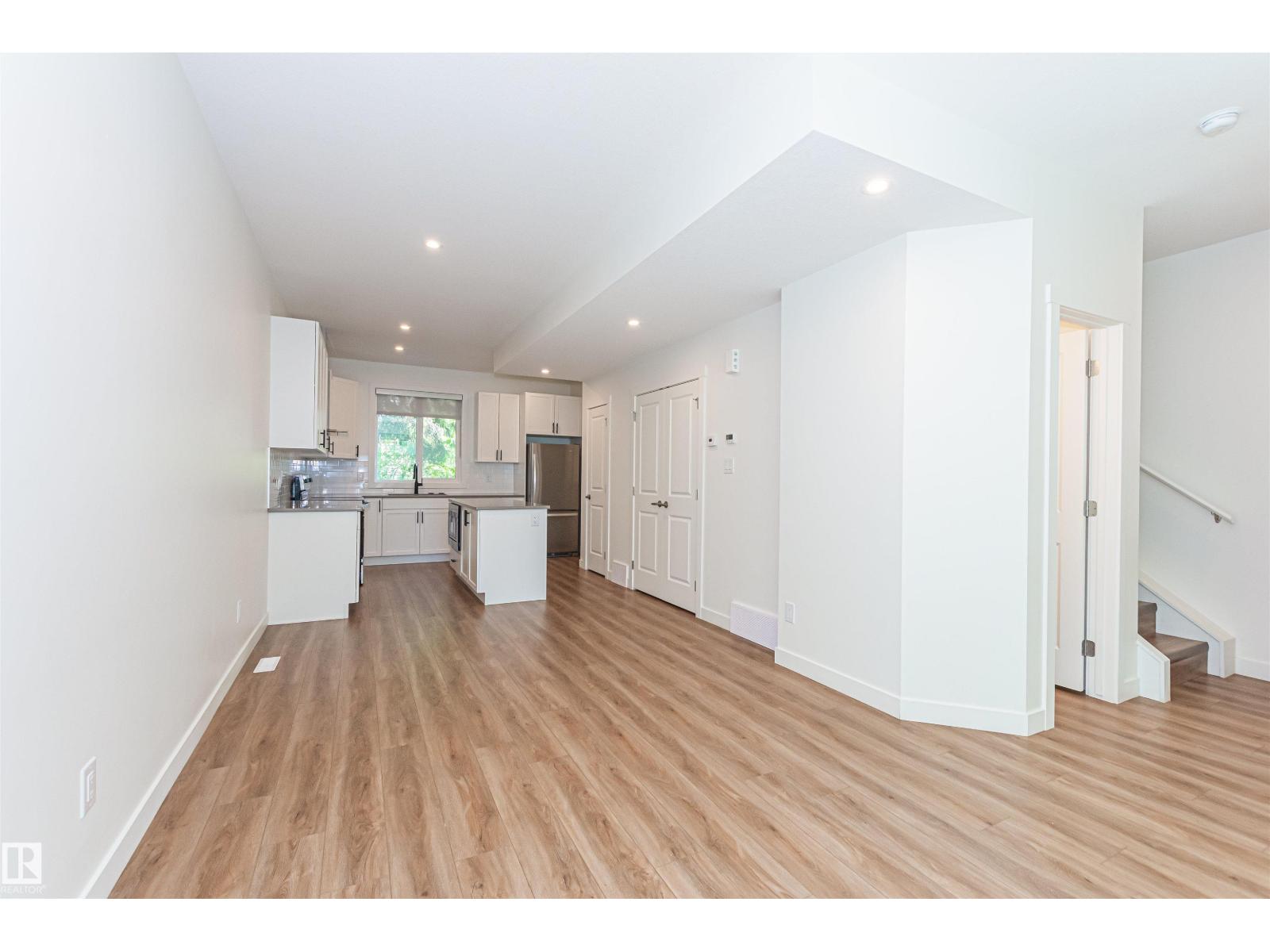 12220/22/24/26 112 Av Nw, Edmonton, Alberta  T5M 2S8 - Photo 9 - E4457454