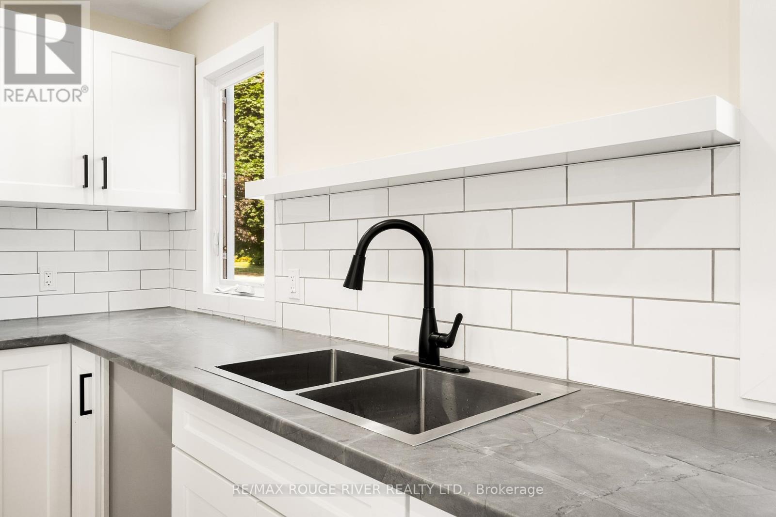 363 Campbell Street, Cobourg, Ontario  K9A 4C1 - Photo 13 - X12398523