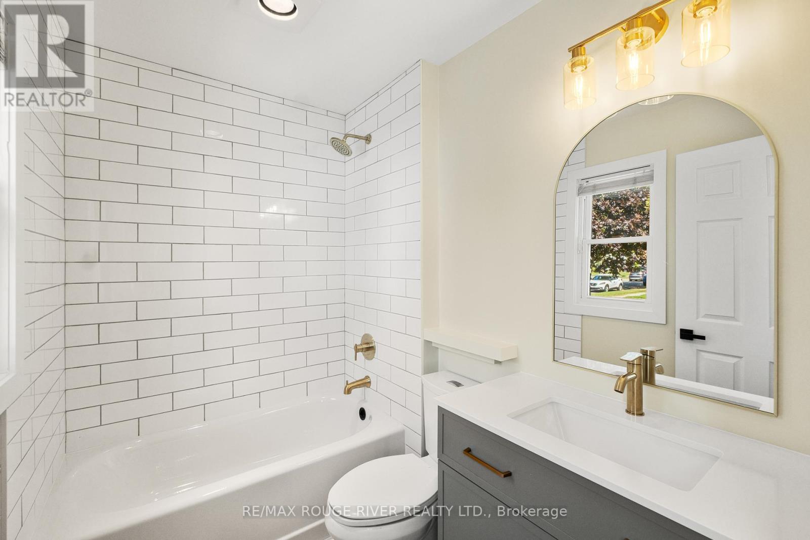 363 Campbell Street, Cobourg, Ontario  K9A 4C1 - Photo 14 - X12398523