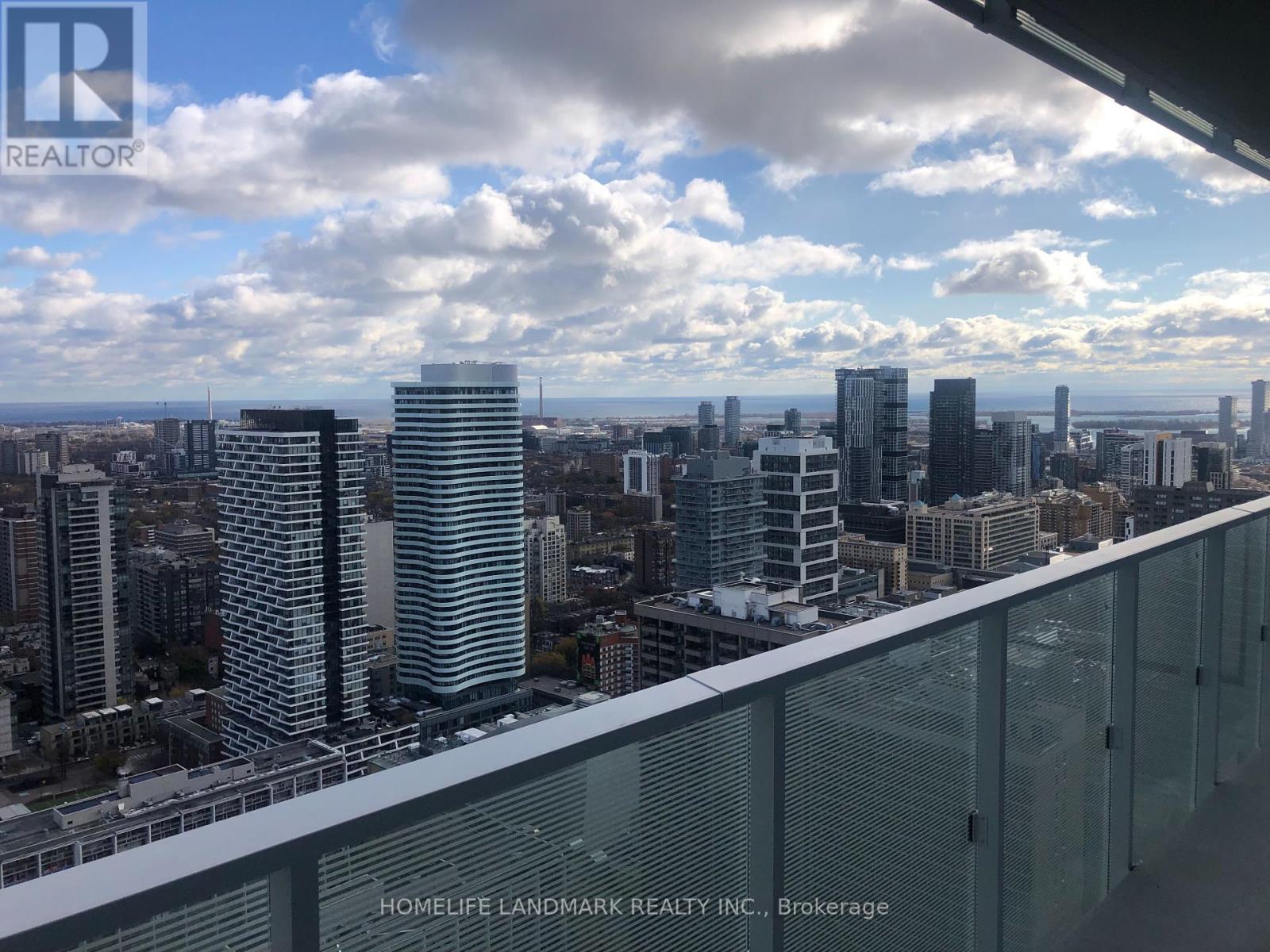 4007 - 501 Yonge Street E, Toronto (Church-Yonge Corridor), Ontario  M4Y 0G8 - Photo 1 - C12400040