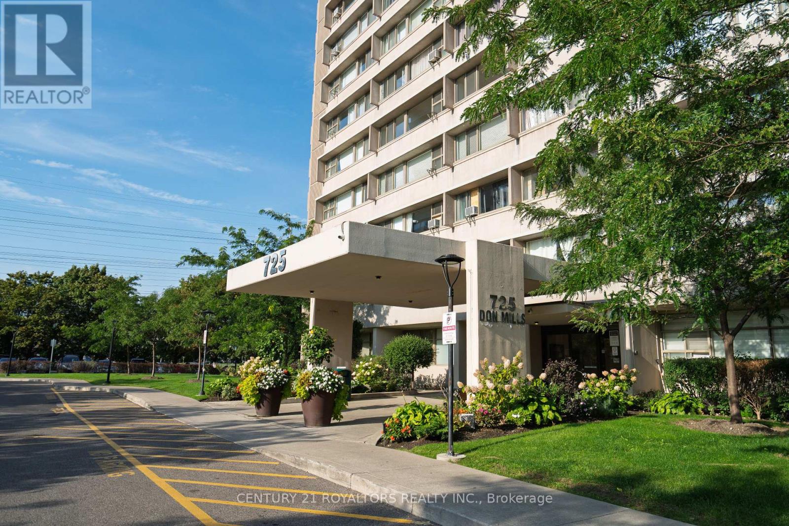906 - 725 Don Mill Road, Toronto, Ontario  M3C 1S8 - Photo 2 - C12400107