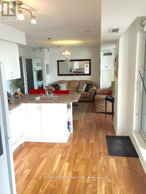 809 - 76 Shuter Street, Toronto, Ontario  M5B 1B4 - Photo 4 - C12400109