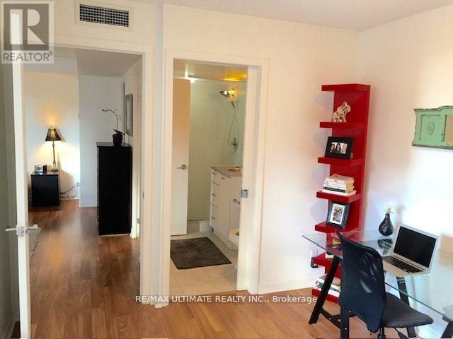 809 - 76 Shuter Street, Toronto, Ontario  M5B 1B4 - Photo 6 - C12400109