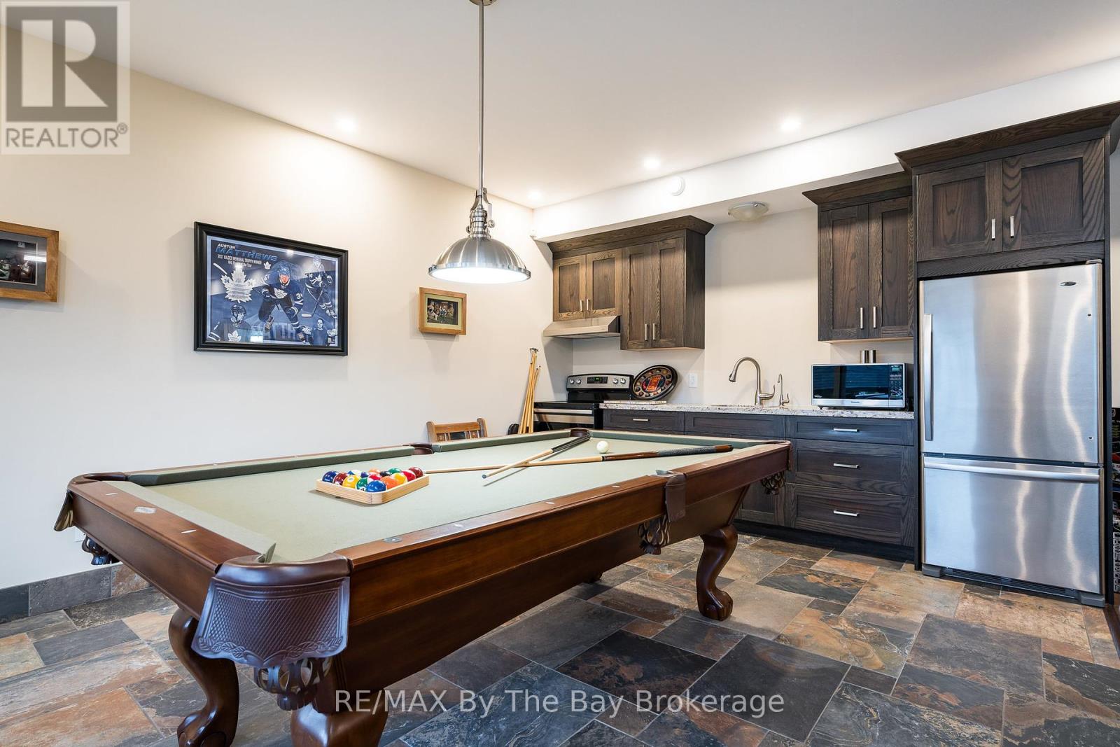 18 Edgewater Road, Wasaga Beach, Ontario  L9Z 2W3 - Photo 29 - S12400170