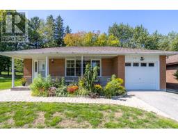 15 Stanland Drive, Toronto (Scarborough Village), Ca