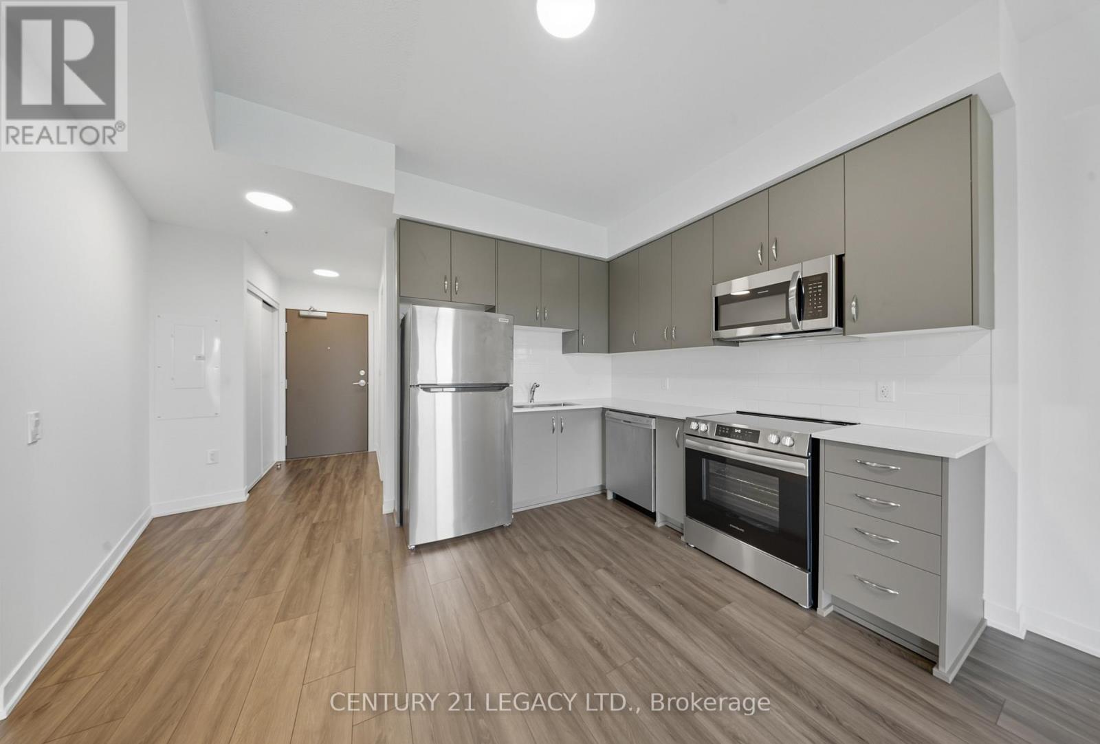 329 - 385 Arctic Red Drive, Oshawa, Ontario  L1L 0H8 - Photo 11 - E12400003