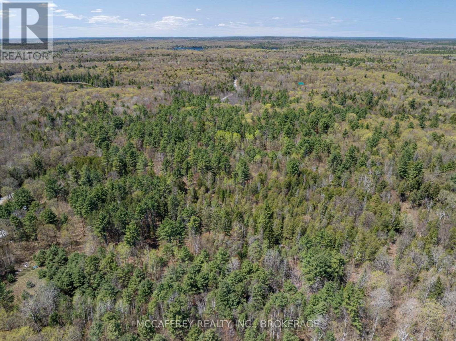 1088 Kashwakamak Lake Road, Frontenac, Ontario  K0H 1B0 - Photo 9 - X12400172