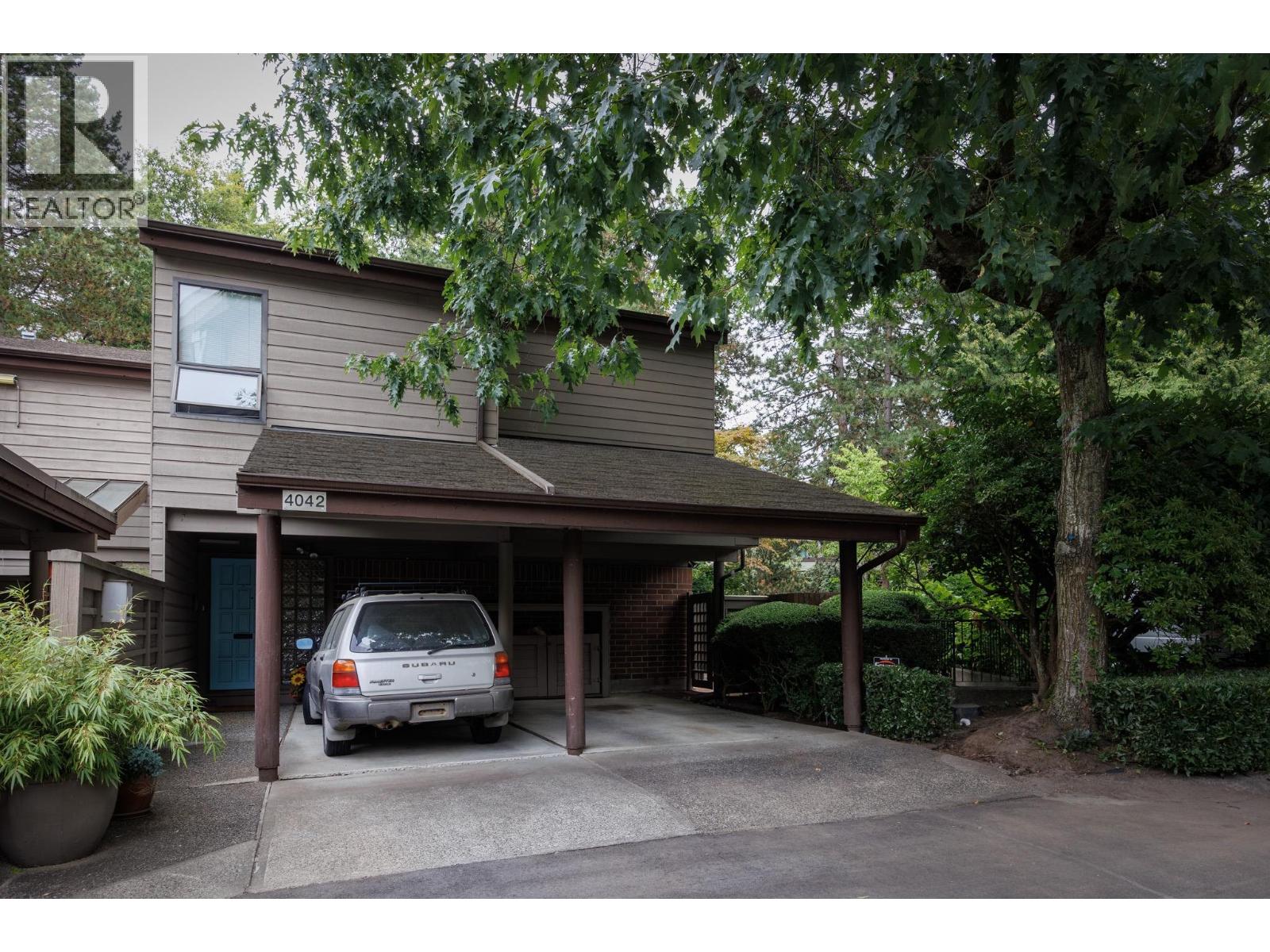 4042 YEW STREET, Vancouver, British Columbia