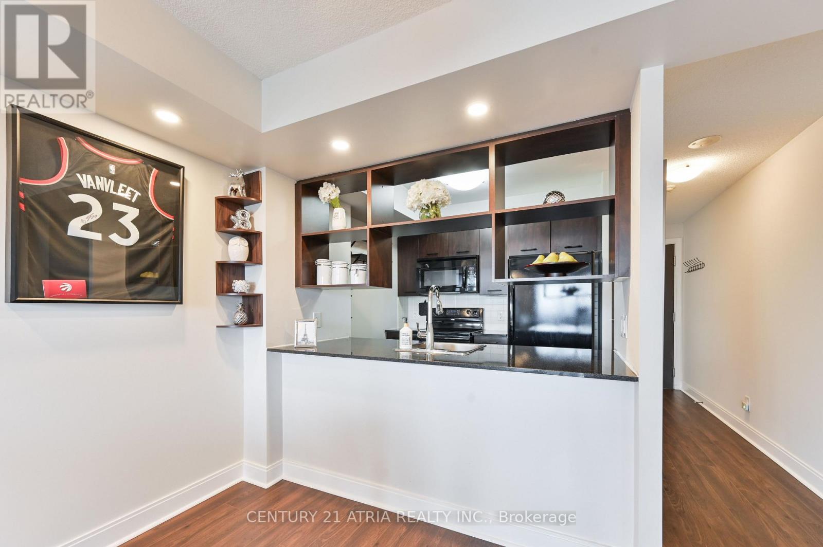 2405 - 125 Village Green Square, Toronto, Ontario  M1S 0G3 - Photo 16 - E12399033