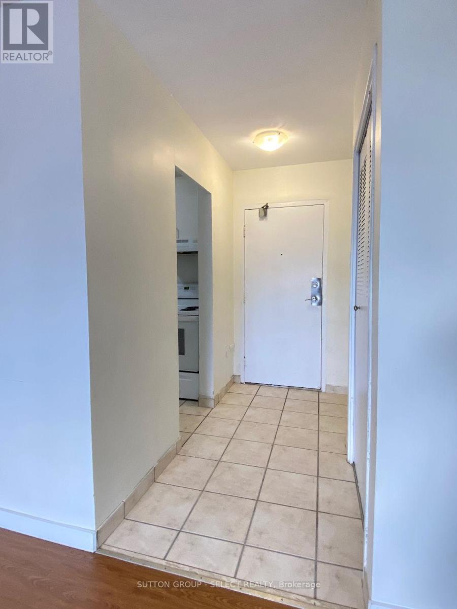204 - 583 Mornington Avenue, London East, Ontario  N5Y 3E9 - Photo 3 - X12400118