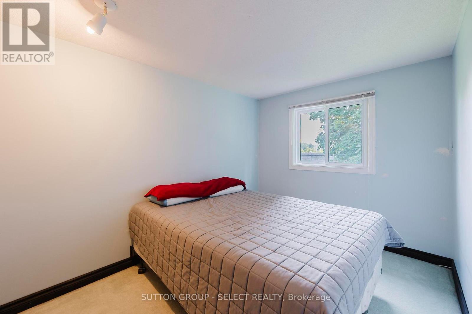 11 - 151 Martinet Avenue, London East, Ontario  N5V 4T4 - Photo 13 - X12400144