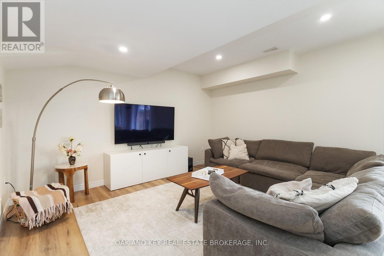119 Daventry Way, Middlesex Centre, Ontario  N0L 1R0 - Photo 38 - X12400182