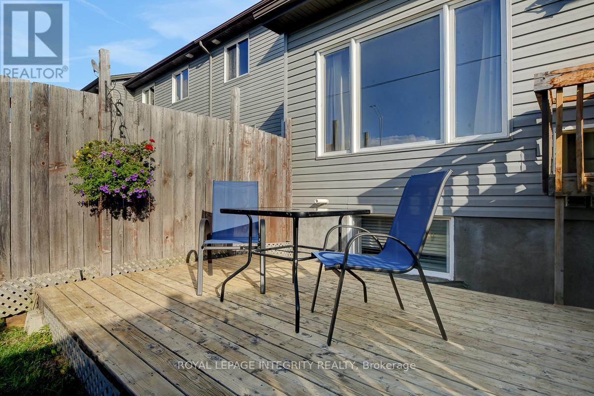 302 Brigitta Street, Ottawa, Ontario  K2S 0H8 - Photo 22 - X12400173