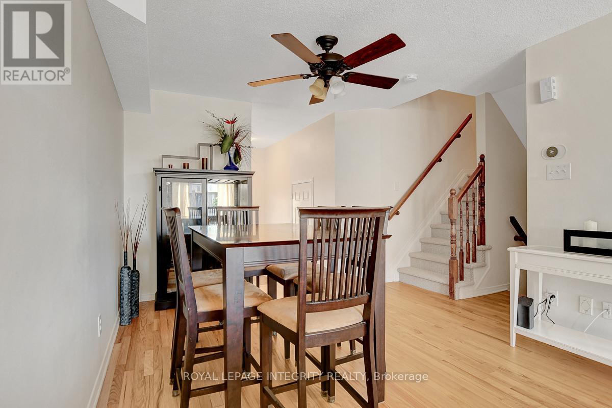 302 Brigitta Street, Ottawa, Ontario  K2S 0H8 - Photo 6 - X12400173