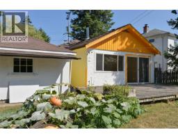 735 Violet Ave Marigold, Saanich, Ca