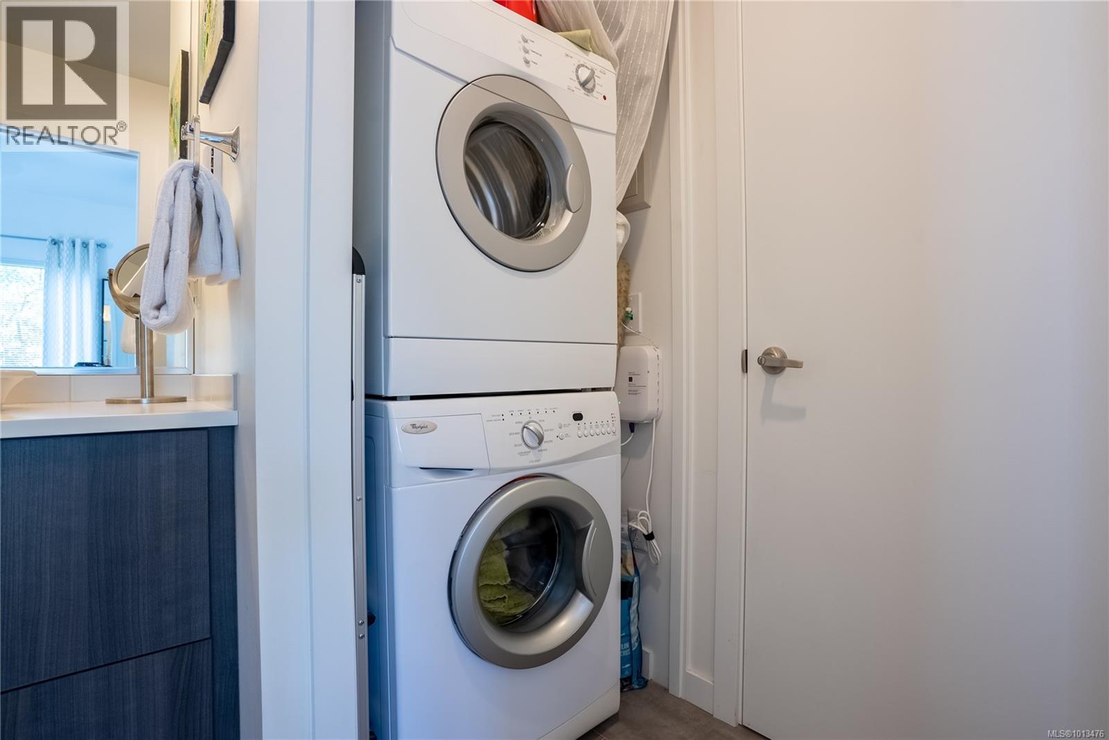 Lorem Ipsum Dolor S, Saanich, British Columbia  V8X  - Photo 16 - DEMO28855065