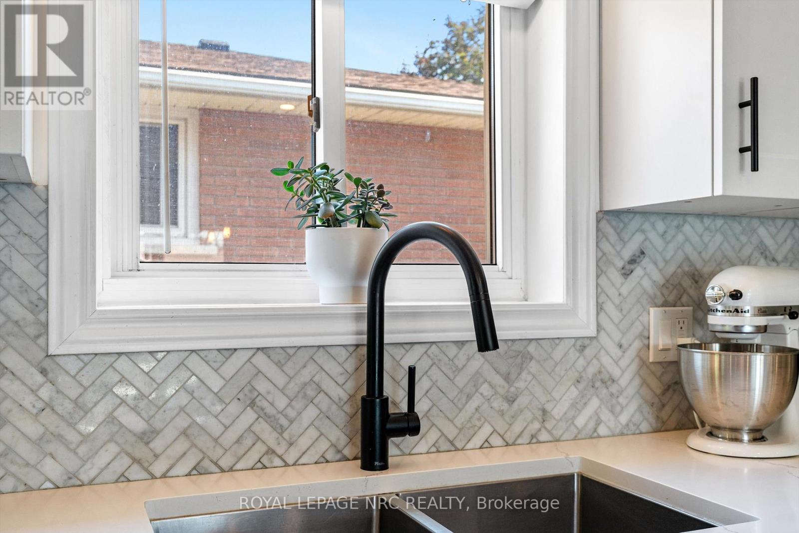 Lorem Ipsum Dolor, St. Catharines, Ontario  L2M  - Photo 12 - DEMO28855070