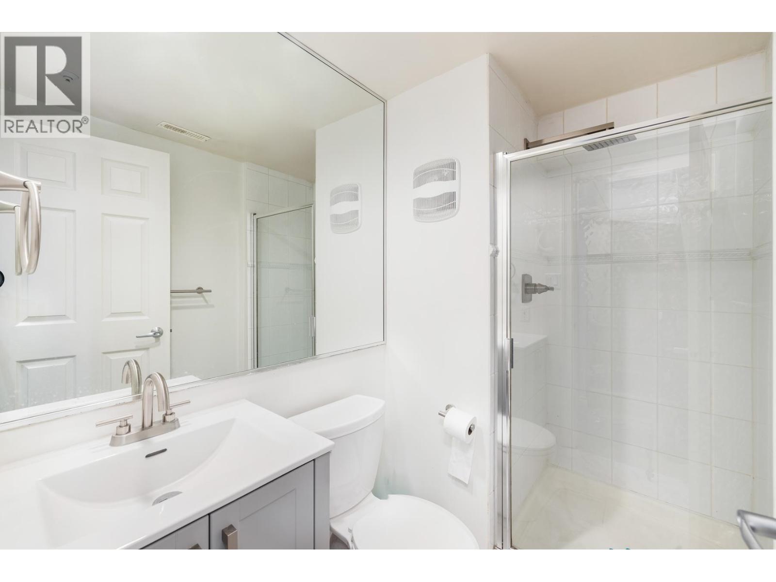 8431 Jellicoe Street, Vancouver, British Columbia  V5S 2J4 - Photo 15 - R3047124