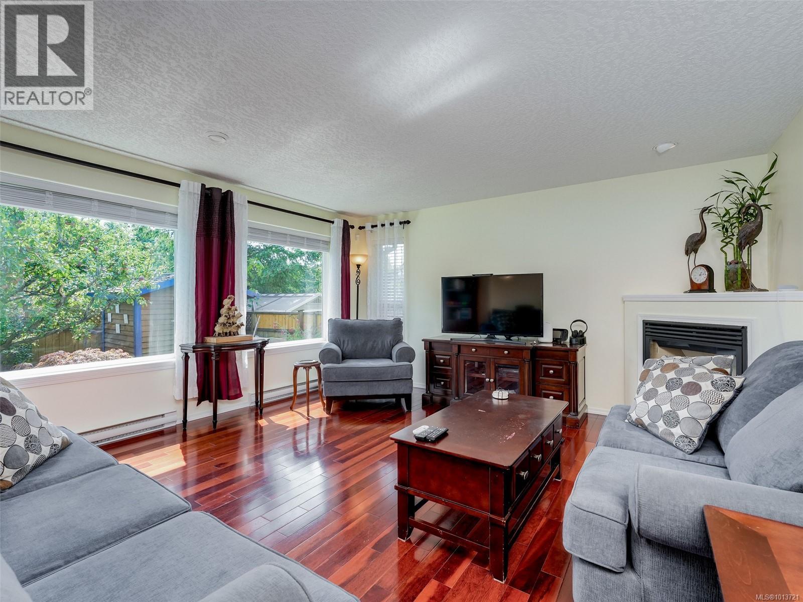 Lorem Ipsum Dolo, Sooke, British Columbia  V9Z  - Photo 2 - DEMO28855064