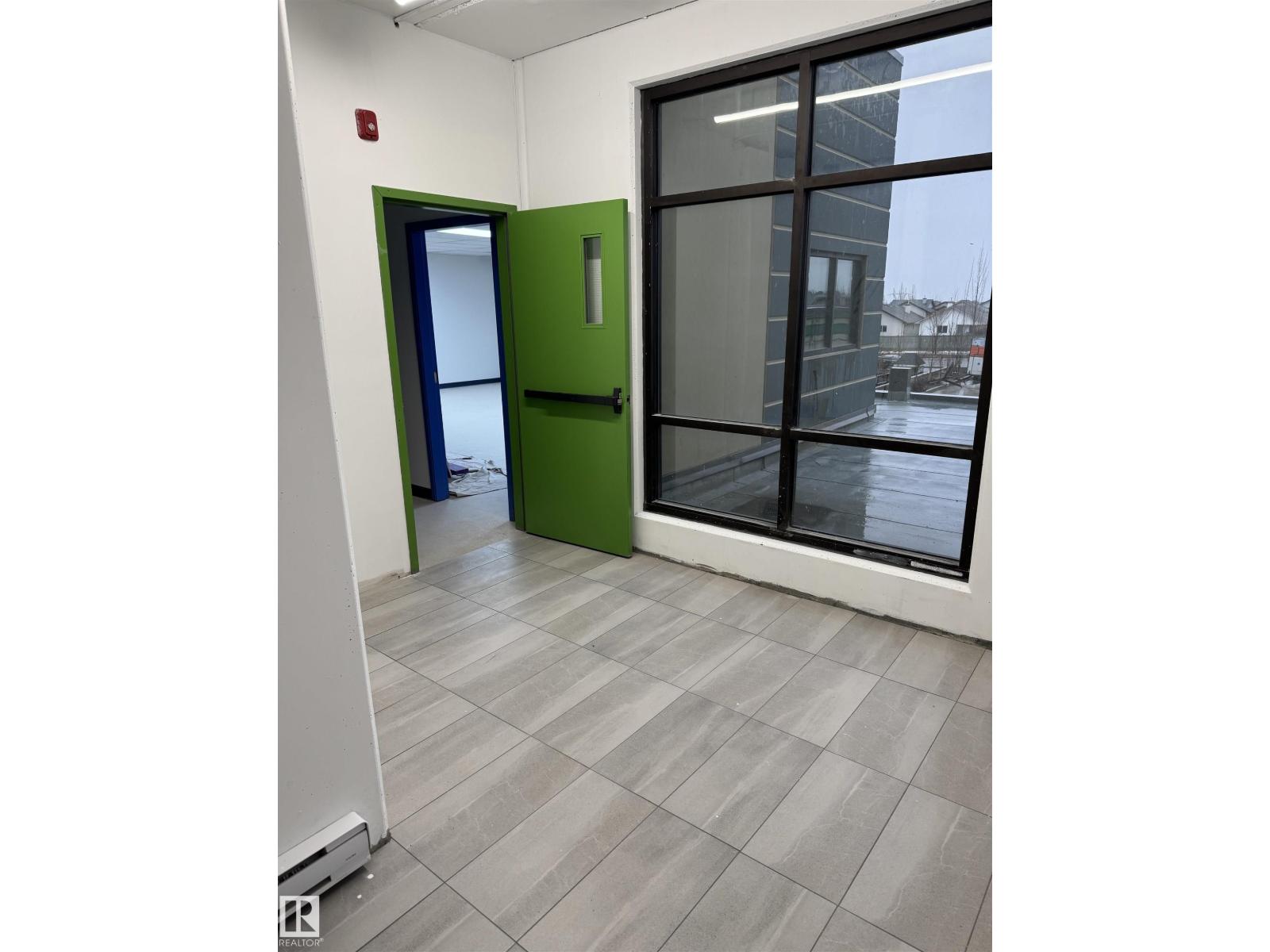 5008 162ave Nw, Edmonton, Alberta  T5Y 0E7 - Photo 3 - E4457465